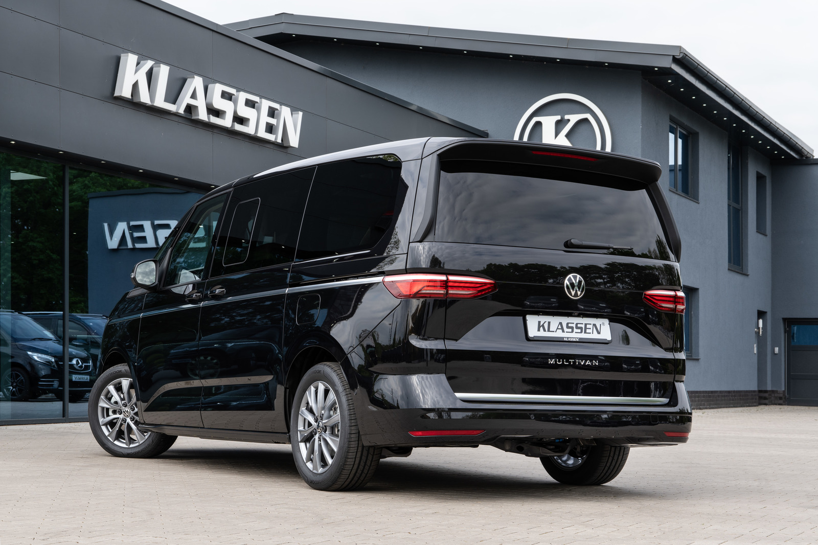 Volkswagen Multivan - Бронированные автомобили в Германии - KLASSEN