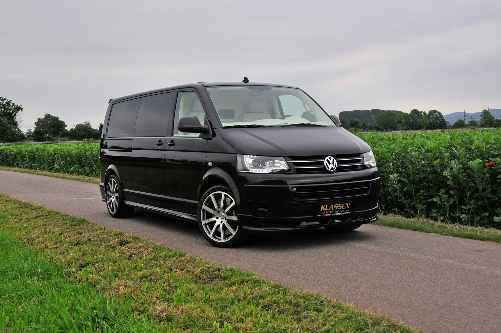 VOLKSWAGEN T6.1 & T7. Multivan Business - VIP Luxus Van
