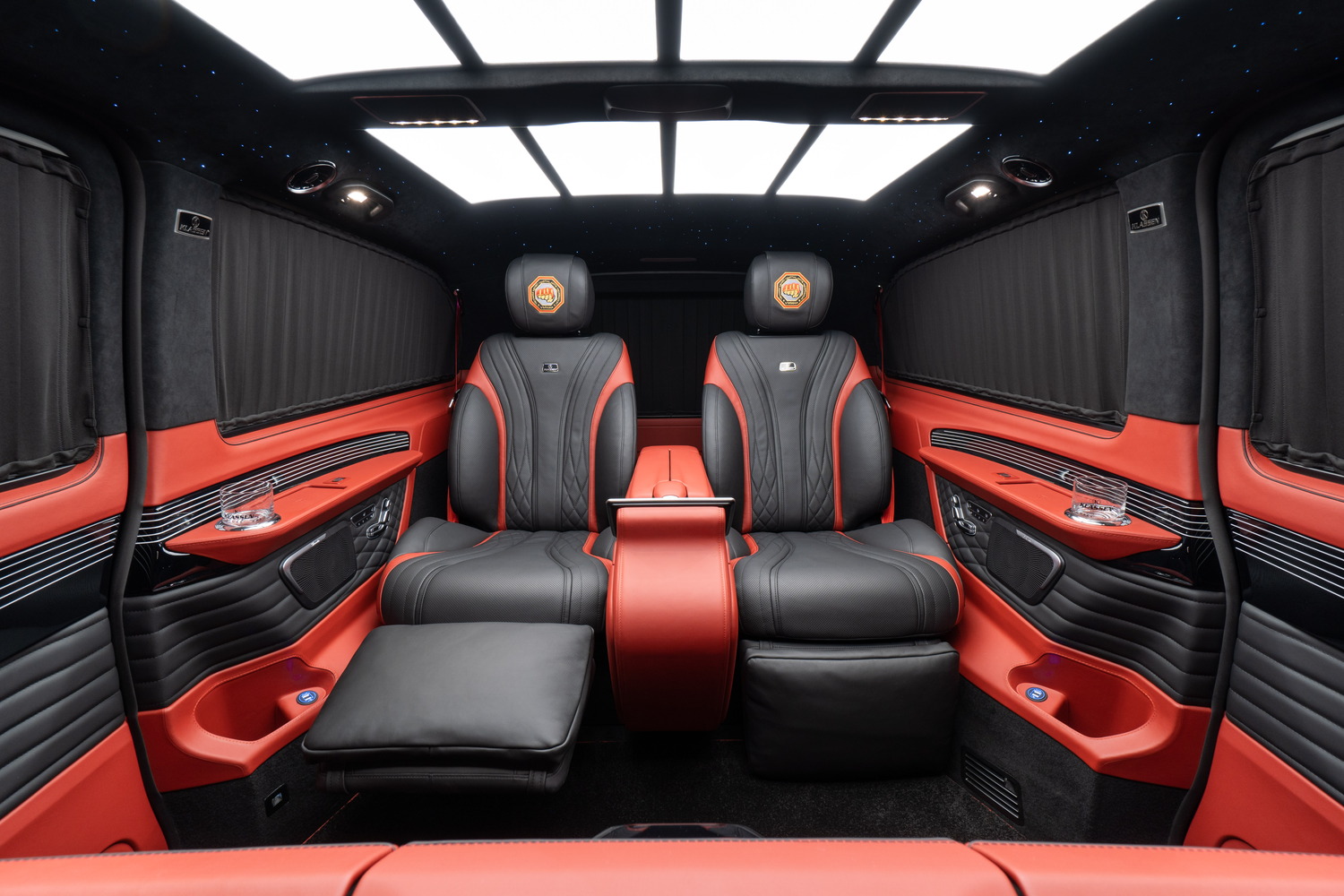 Mercedes-Benz V-Klasse Exterieurdesign und das ergonomische, variable Innenraumkonzept.