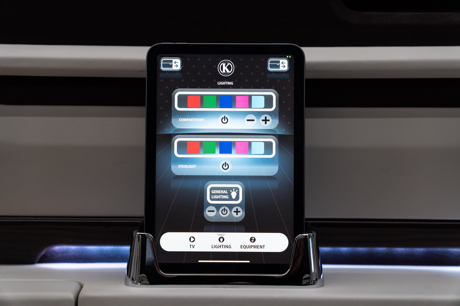 Mercedes-Benz Sprinter Luxury VIP JetVan mit privatem WC von KLASSEN
