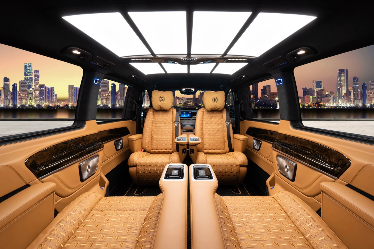 KLASSEN auf der Monaco Yacht Show 2026: neuer VIP Sprinter und exklusiver Mercedes-Benz V-Class