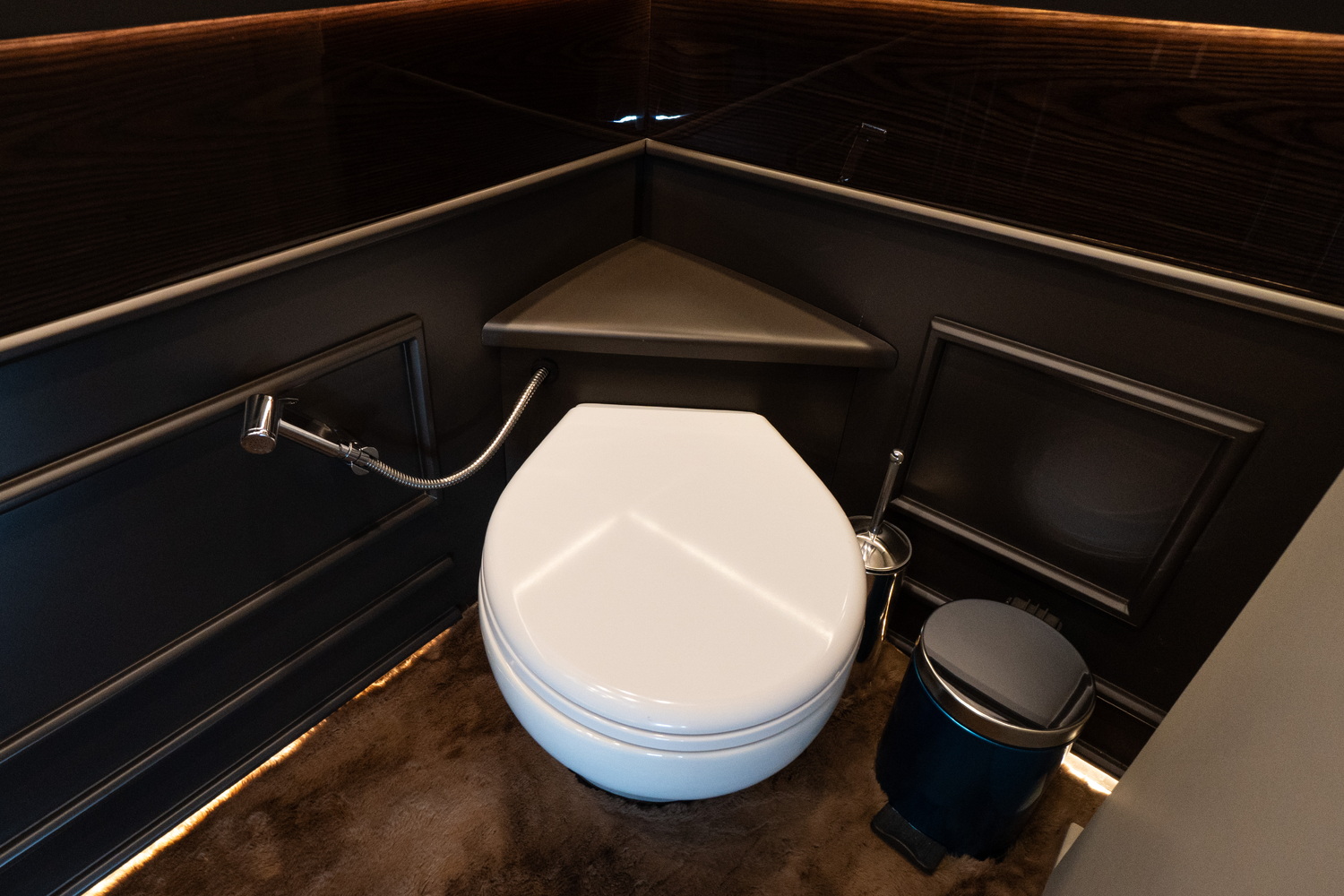 Mercedes-Benz Sprinter MSE_1_1735 von KLASSEN: VIP-Raum mit dem Komfort eines Privatjets