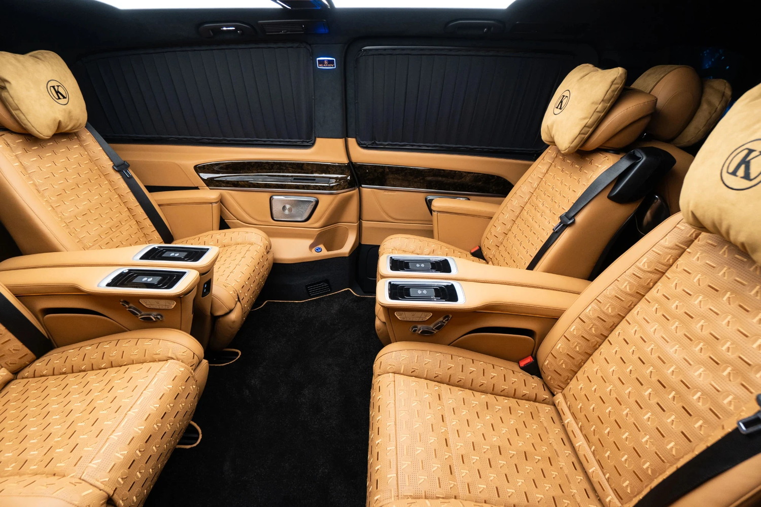 KLASSEN auf der Monaco Yacht Show 2026: neuer VIP Sprinter und exklusiver Mercedes-Benz V-Class