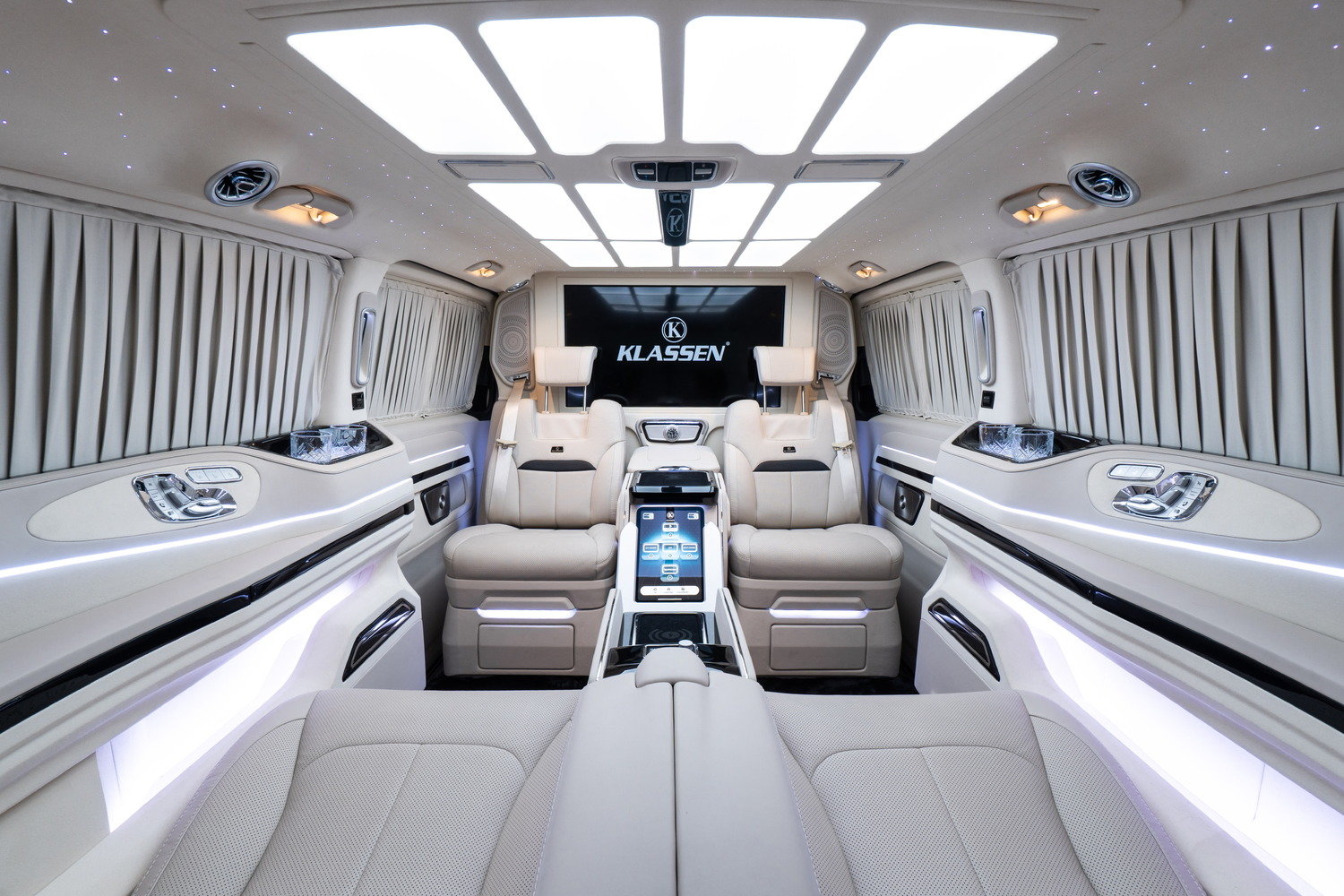 Neuer Mercedes-Benz VLE KLASSEN: elektrische Grand Limousine mit Interieur MVE_1_1721
