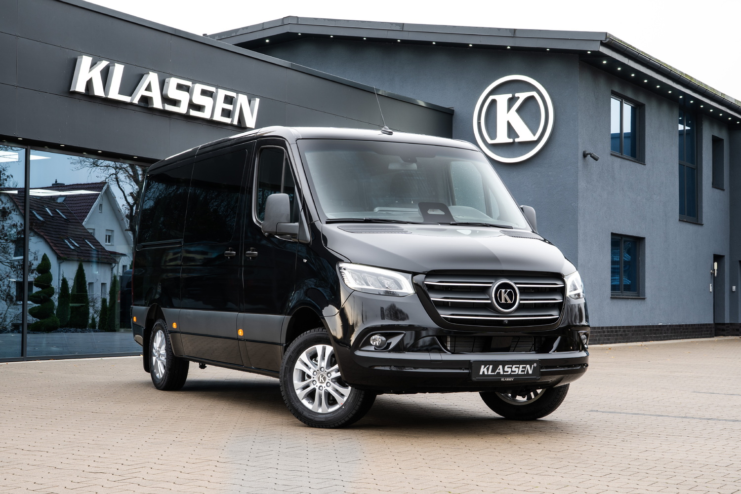 KLASSEN auf der Monaco Yacht Show 2026: neuer VIP Sprinter und exklusiver Mercedes-Benz V-Class