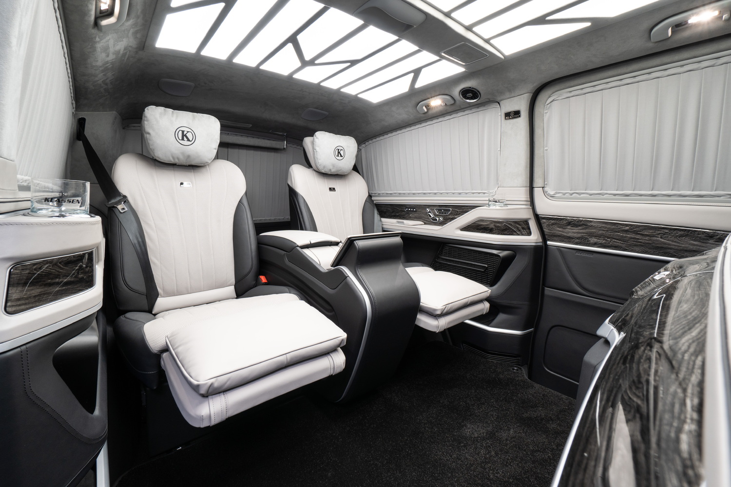 Mercedes-Benz VLE mit KLASSEN Interieur: die neue elektrische Grand Limousine für absoluten Komfort