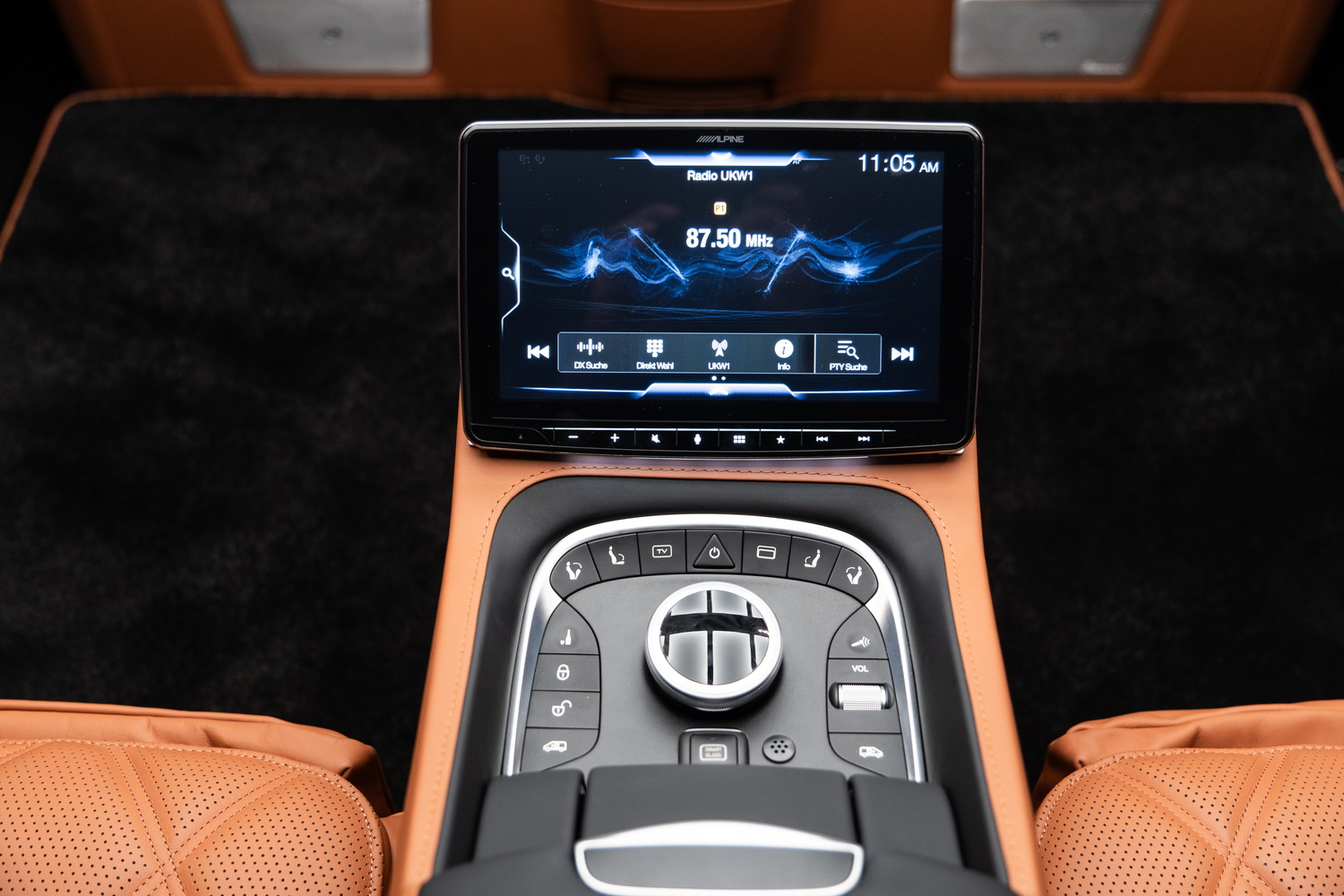 KLASSEN auf der Monaco Yacht Show 2026: neuer VIP Sprinter und exklusiver Mercedes-Benz V-Class
