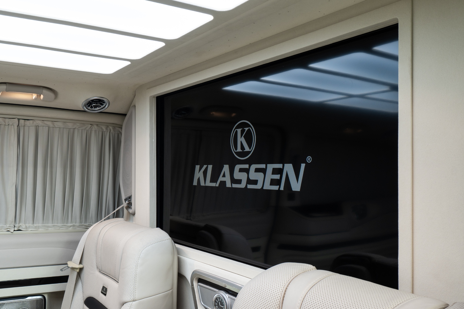 Neuer Mercedes-Benz VLE KLASSEN: elektrische Grand Limousine mit Interieur MVE_1_1721