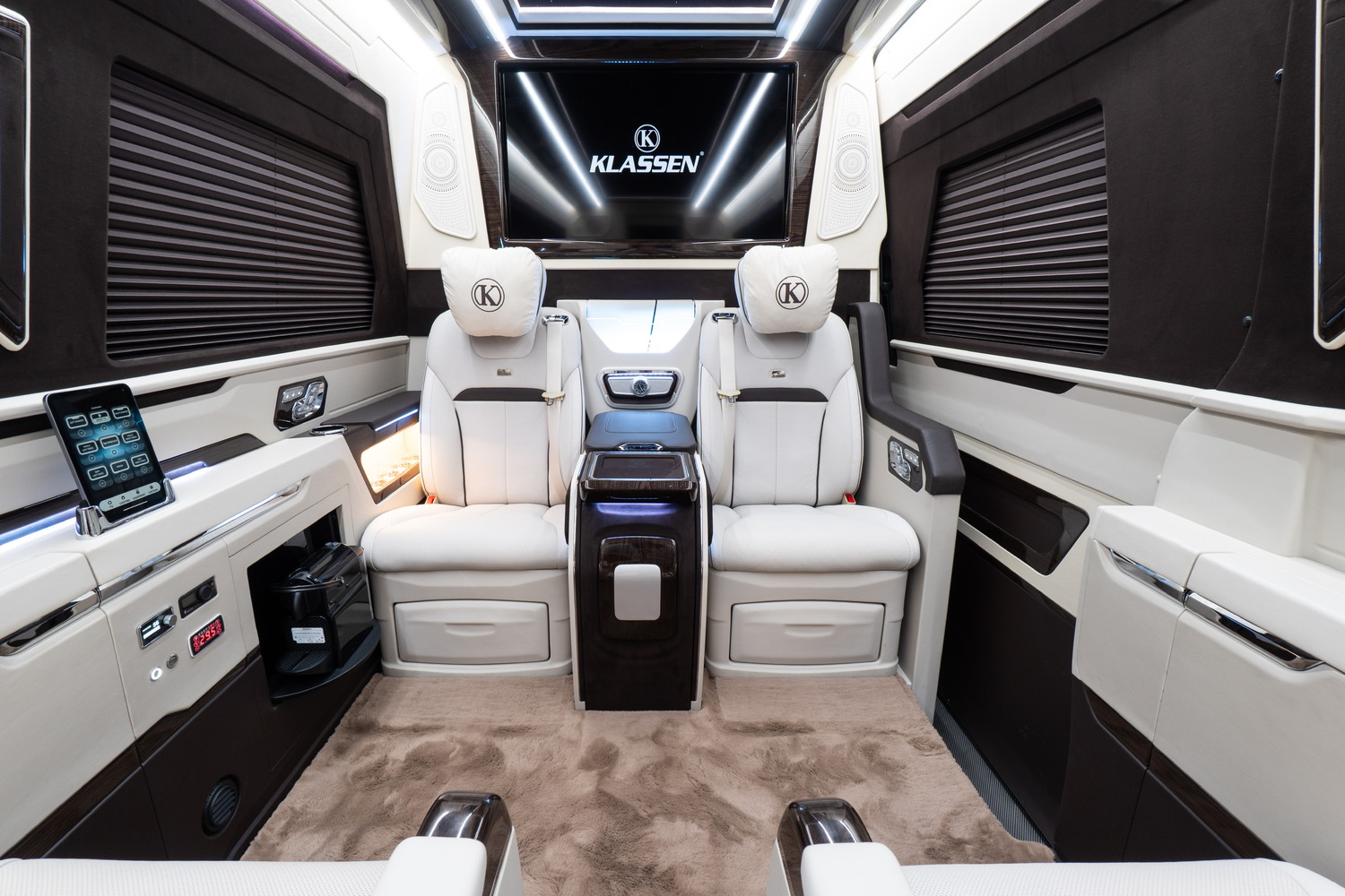 Mercedes-Benz Sprinter MSE_1_1735 von KLASSEN: VIP-Raum mit dem Komfort eines Privatjets