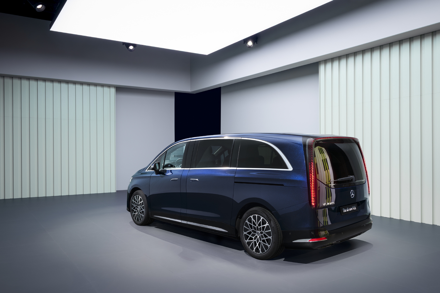 Neuer Mercedes-Benz VLE KLASSEN: elektrische Grand Limousine mit Interieur MVE_1_1721