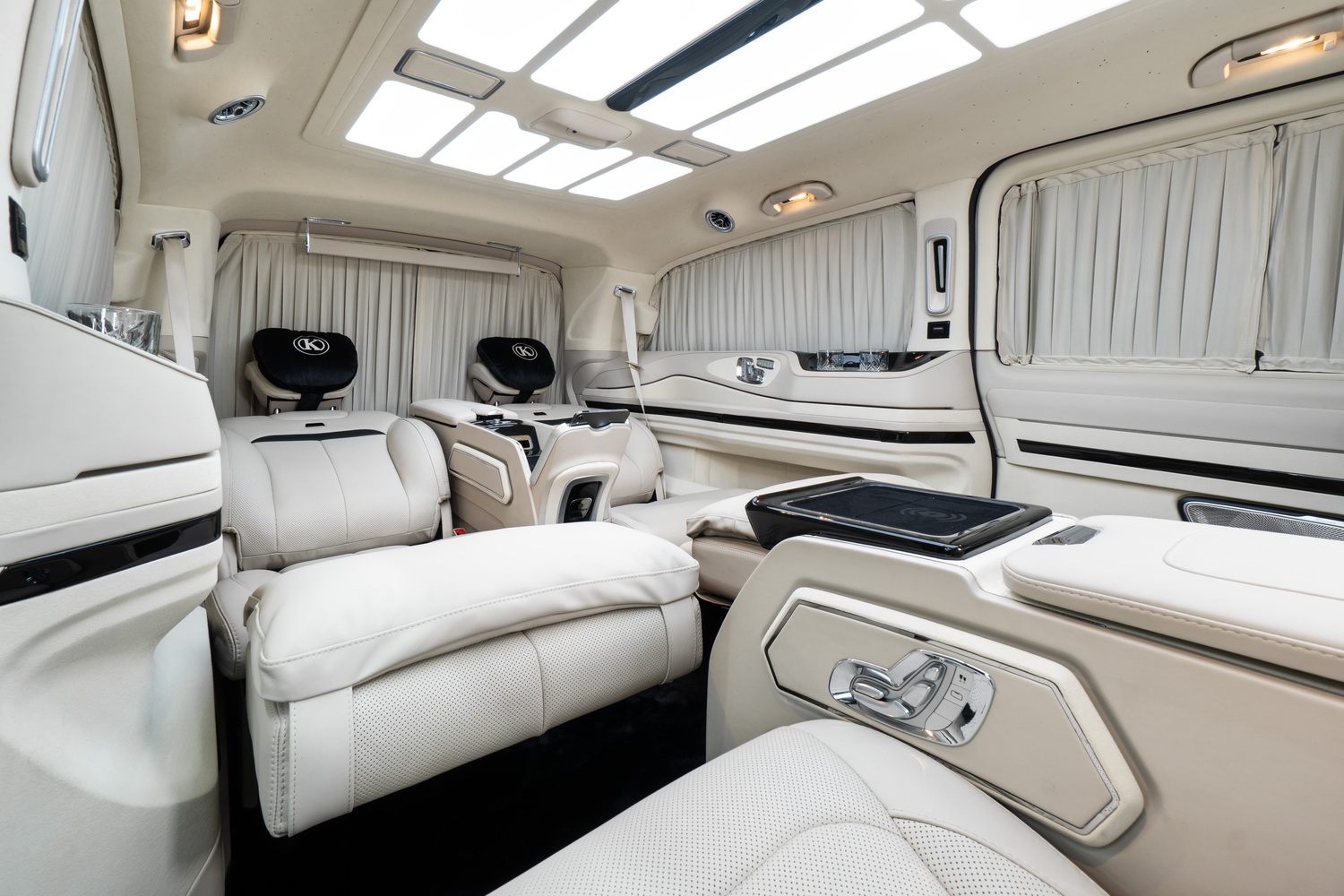 Neuer Mercedes-Benz VLE KLASSEN: elektrische Grand Limousine mit Interieur MVE_1_1721