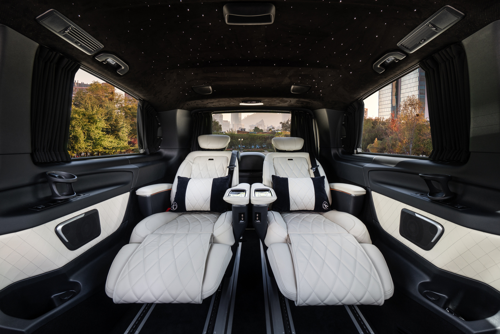 Luxury VIP Vans | Models MVMH | Most Luxury First Class VAN Conversions ...