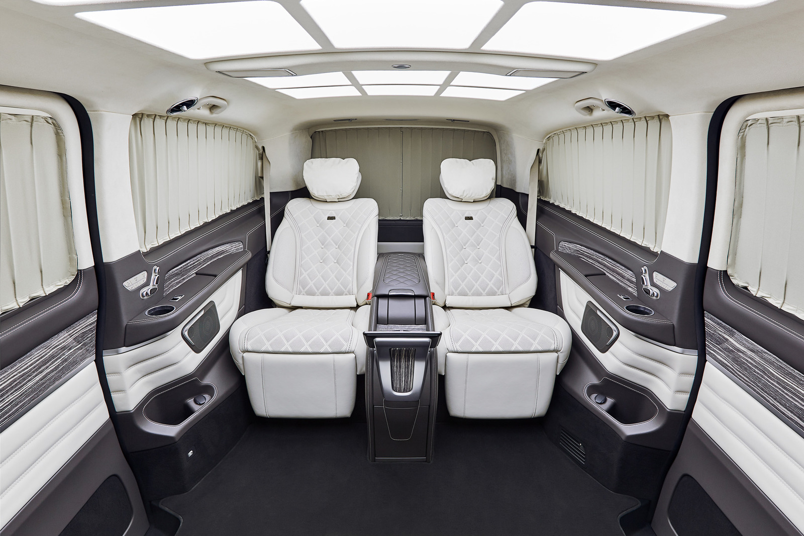 KLASSEN VIP Mercedes-Benz minivan. Luxury Mercedes-Benz V-Class