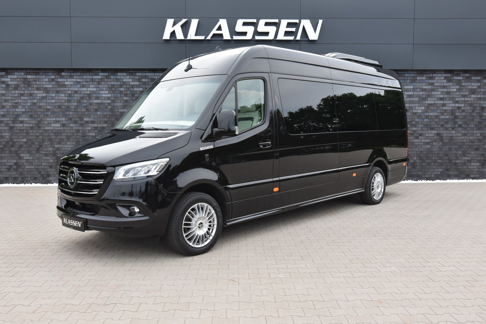 KLASSEN VIP Mercedes-Benz Sprinter. Luxury Mercedes-Benz Sprinter