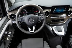 KLASSEN Mercedes-Benz V-Class VIP. V 300 | Luxury VIP First Class VAN. MVE_1661
