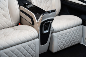 KLASSEN Mercedes-Benz V-Class VIP. V300 - DIE NEUE V-KLASSE VIP FACELIFT. MVE_1665