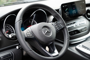 KLASSEN Mercedes-Benz V-Class VIP. V 300 d V-Klasse Großraumlimousine. MV_MH_Basis