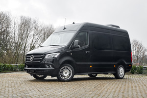 KLASSEN Mercedes-Benz Sprinter VIP. 319 Business Luxury BUS VIP 7+1+1 w907. MSV_1387