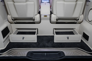 KLASSEN Mercedes-Benz V-Class VIP. V 300 | VIP Business VAN Luxury Edition. MVTM_1511