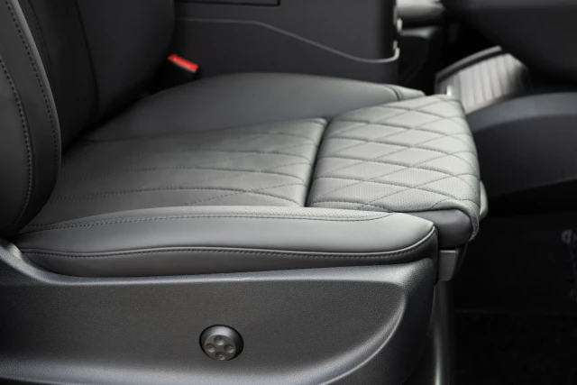 Mercedes-Benz V-Class MVV VIP Business VAN Luxury Edition - MVV_2_1722