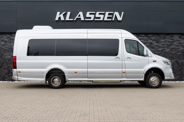 Mercedes-Benz Sprinter MSE Luxury Crew Van - MSE_3_1731