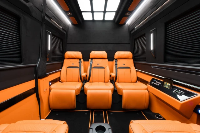 Mercedes-Benz Sprinter MSE Luxury Crew Van - MSE_3_1731