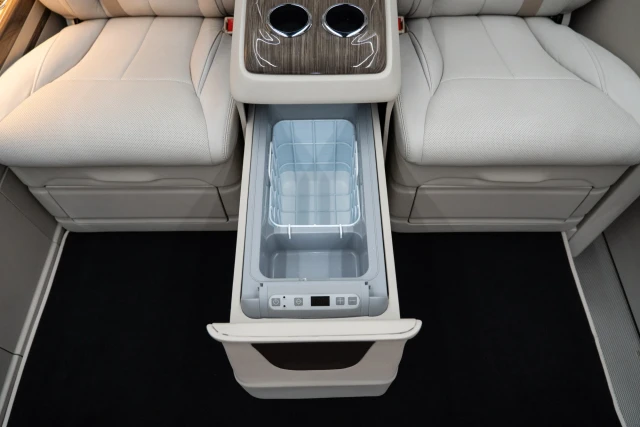 Mercedes-Benz Sprinter MSE Business VIP JETvan - MSE_2_1729