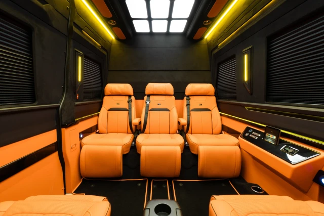 Mercedes-Benz Sprinter MSE Luxury Crew Van - MSE_3_1731