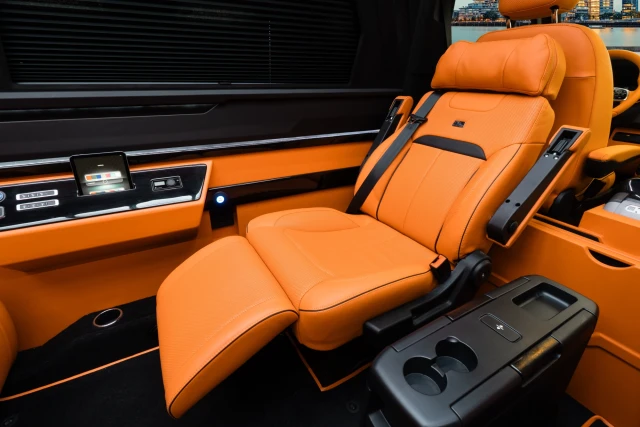 Mercedes-Benz Sprinter MSE Luxury Crew Van - MSE_3_1731