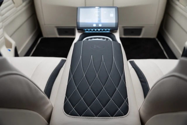 Mercedes-Benz V-Class MVV VIP Business VAN Luxury Edition - MVV_2_1751