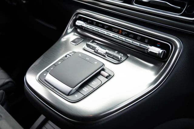 Mercedes-Benz V-Class MVV VIP Business VAN Luxury Edition - MVV_2_1722