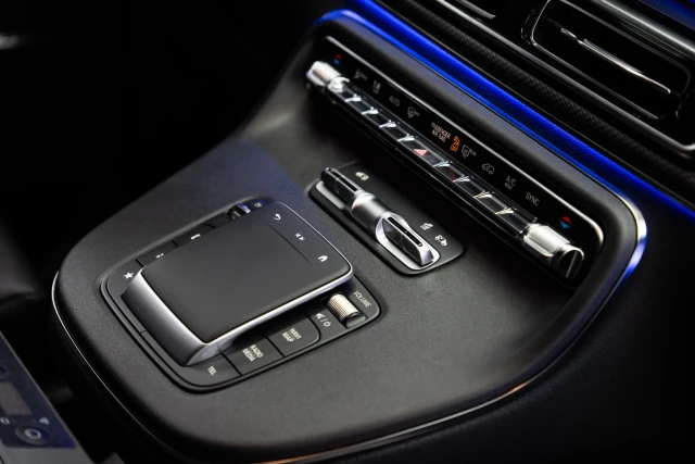 Mercedes-Benz V-Class MVV VIP Business VAN Luxury Edition - MVV_2_1751