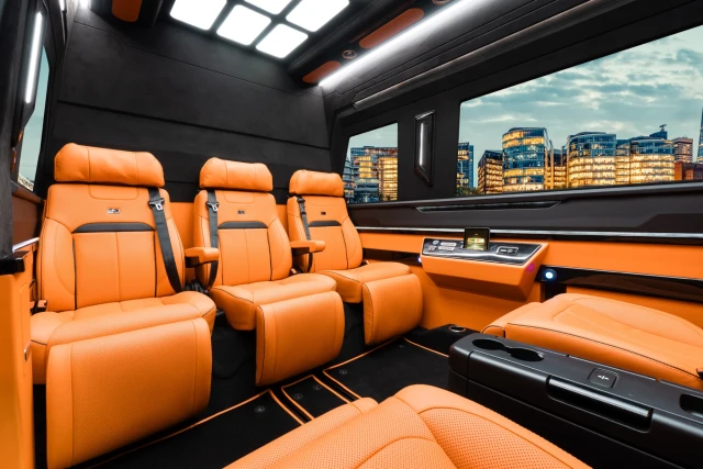 Mercedes-Benz Sprinter MSE Luxury Crew Van - MSE_3_1731