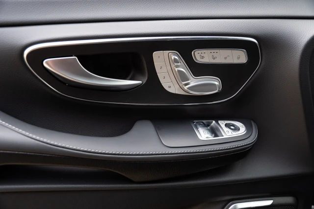Mercedes-Benz V-Class MVV VIP Business VAN Luxury Edition - MVV_2_1722
