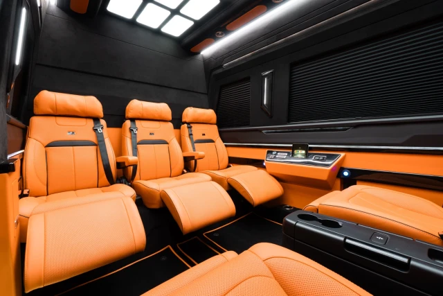 Mercedes-Benz Sprinter MSE Luxury Crew Van - MSE_3_1731