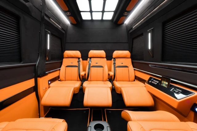 Mercedes-Benz Sprinter MSE Luxury Crew Van - MSE_3_1731