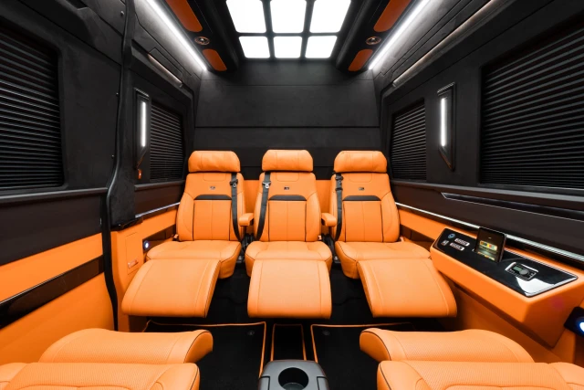 Mercedes-Benz Sprinter MSE Luxury Crew Van - MSE_3_1731