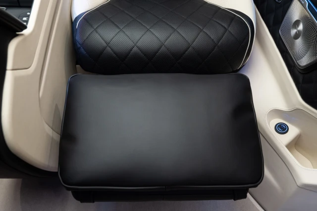 Mercedes-Benz V-Class MVV ROYAL BUSINESS LOUNGE VAN - MVV_2_1705
