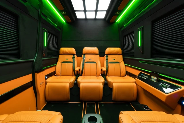 Mercedes-Benz Sprinter MSE Luxury Crew Van - MSE_3_1731