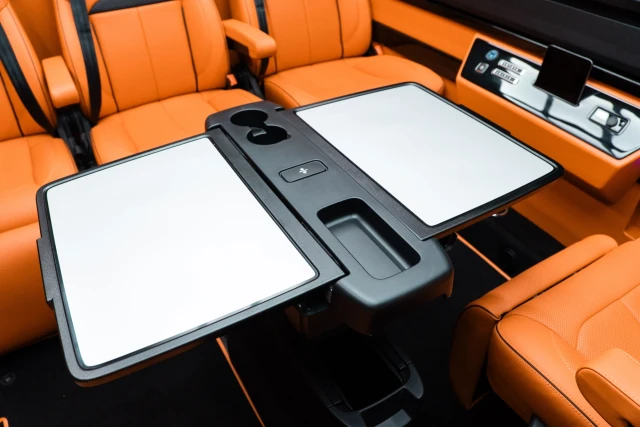 Mercedes-Benz Sprinter MSE Luxury Crew Van - MSE_3_1731