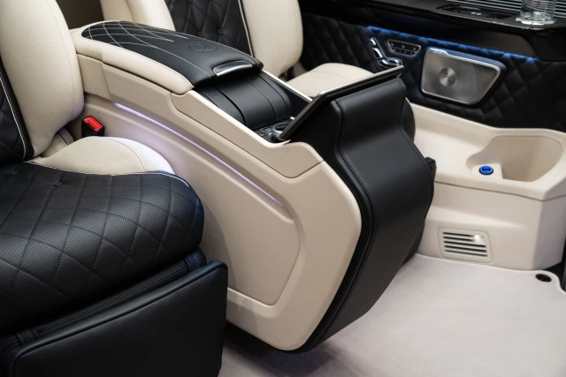 Mercedes-Benz V-Class MVV ROYAL BUSINESS LOUNGE VAN - MVV_2_1705