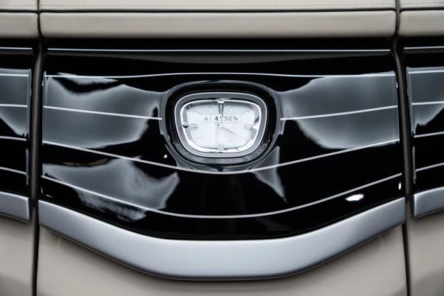 Mercedes-Benz V-Class MVV VIP Business VAN Luxury Edition - MVV_2_1751