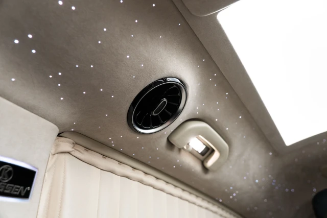 Mercedes-Benz V-Class MVV ROYAL BUSINESS LOUNGE VAN - MVV_2_1705