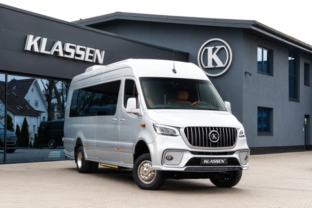Mercedes-Benz Sprinter MSE Luxury Crew Van - MSE_3_1731
