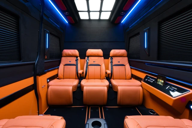Mercedes-Benz Sprinter MSE Luxury Crew Van - MSE_3_1731