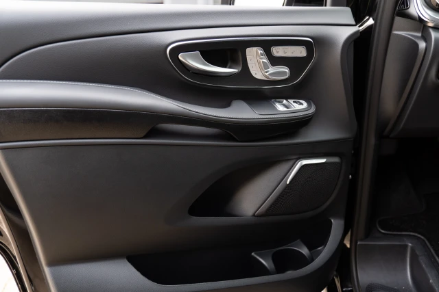 Mercedes-Benz V-Class MVV VIP Business VAN Luxury Edition - MVV_2_1722